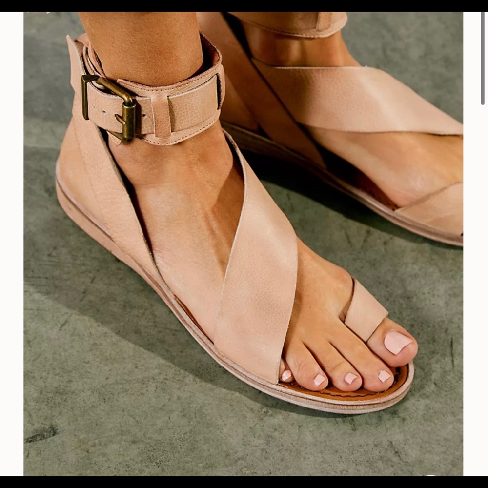 Free people sandals